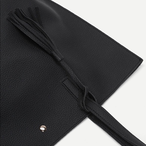 Large Vegan Leather Tote - Picture 5 of 9